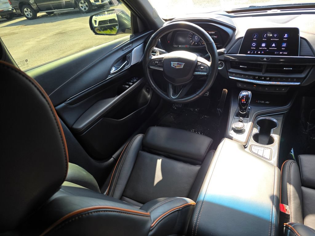 Used 2022 Cadillac CT4 V w/ Technology Package RWD image 36