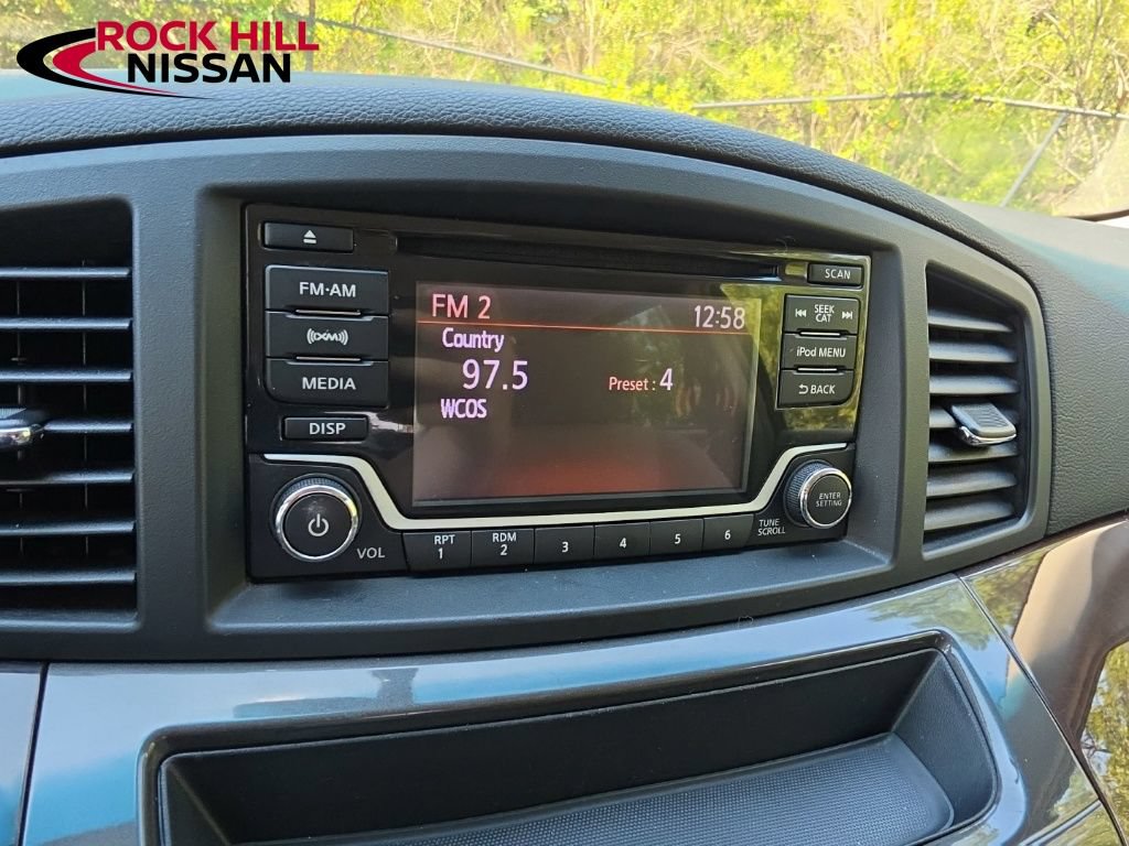Used 2017 Nissan Quest SV FWD image 20