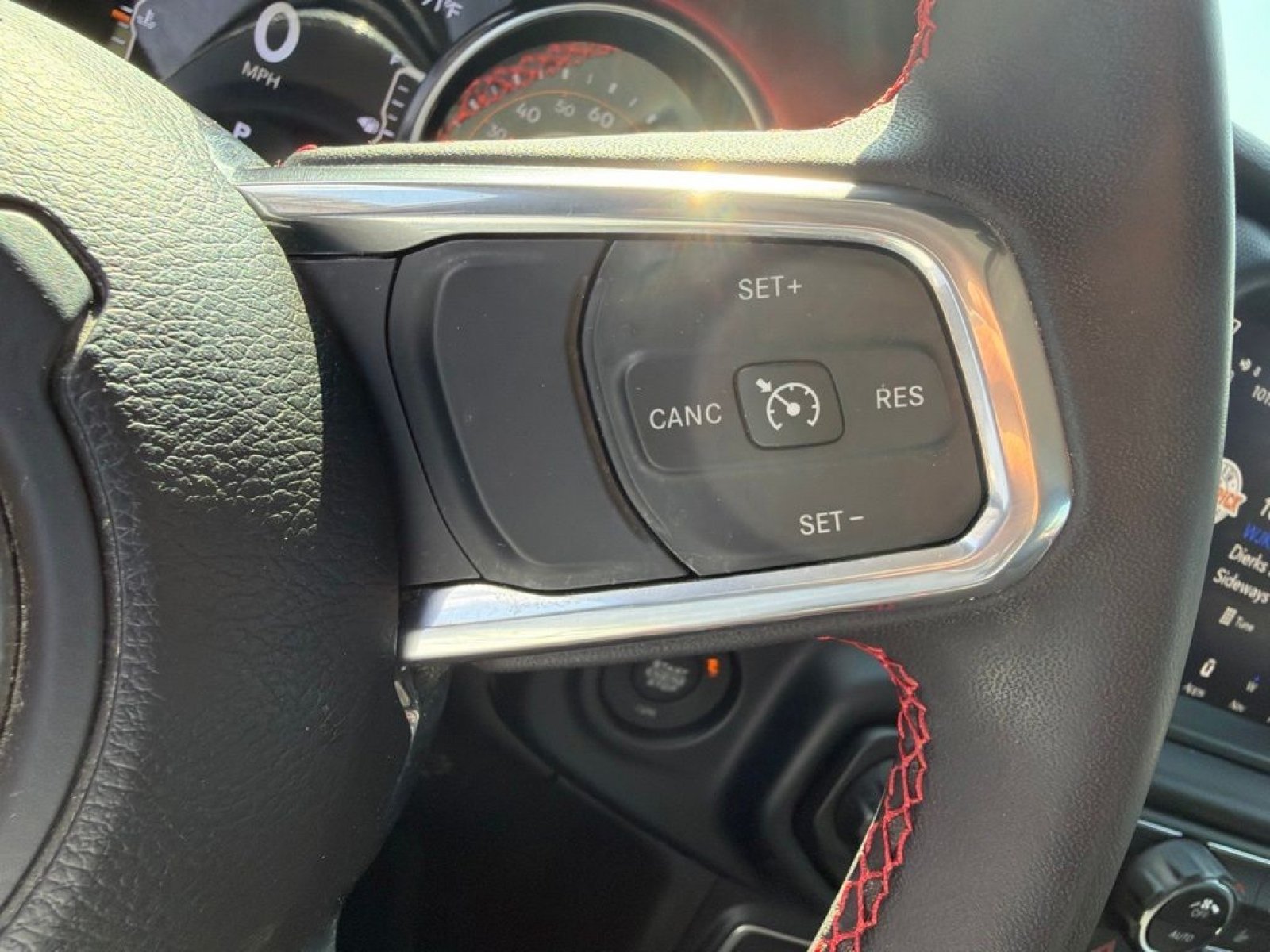 Used 2023 Jeep Gladiator Rubicon w/ LED Lighting Group AWD/4WD image 20