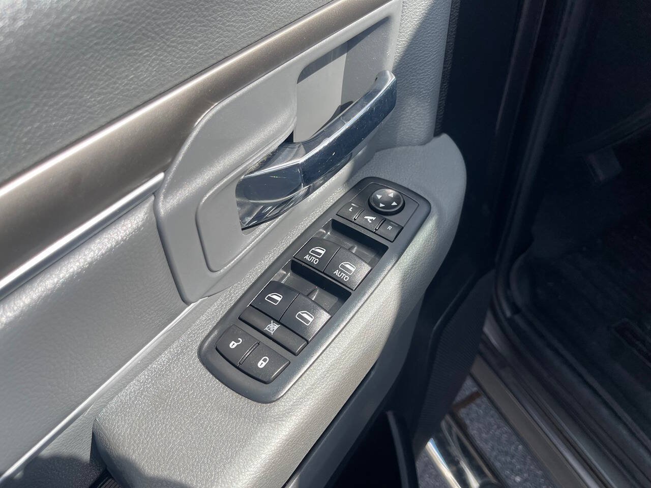 Used 2016 RAM 1500 Big Horn AWD/4WD image 21