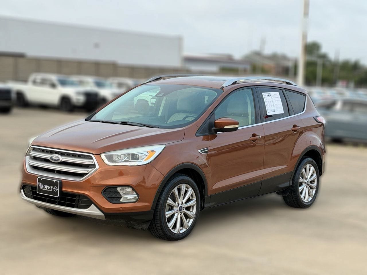 Used 2017 Ford Escape Titanium w/ Equipment Group 301A FWD image 4