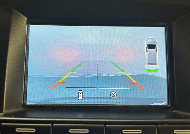 Used 2019 Ford Explorer XLT image 29