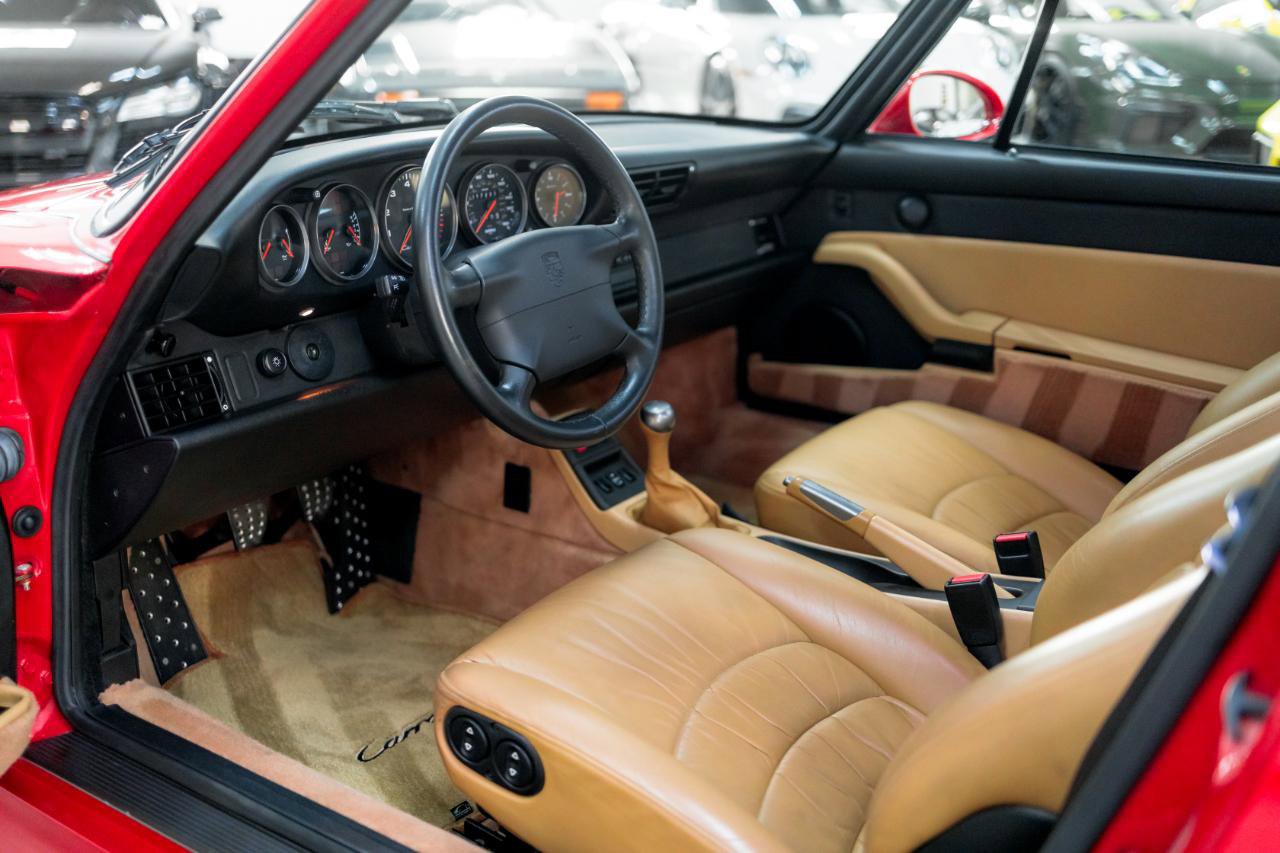 Used 1998 Porsche 911 Carrera image 2