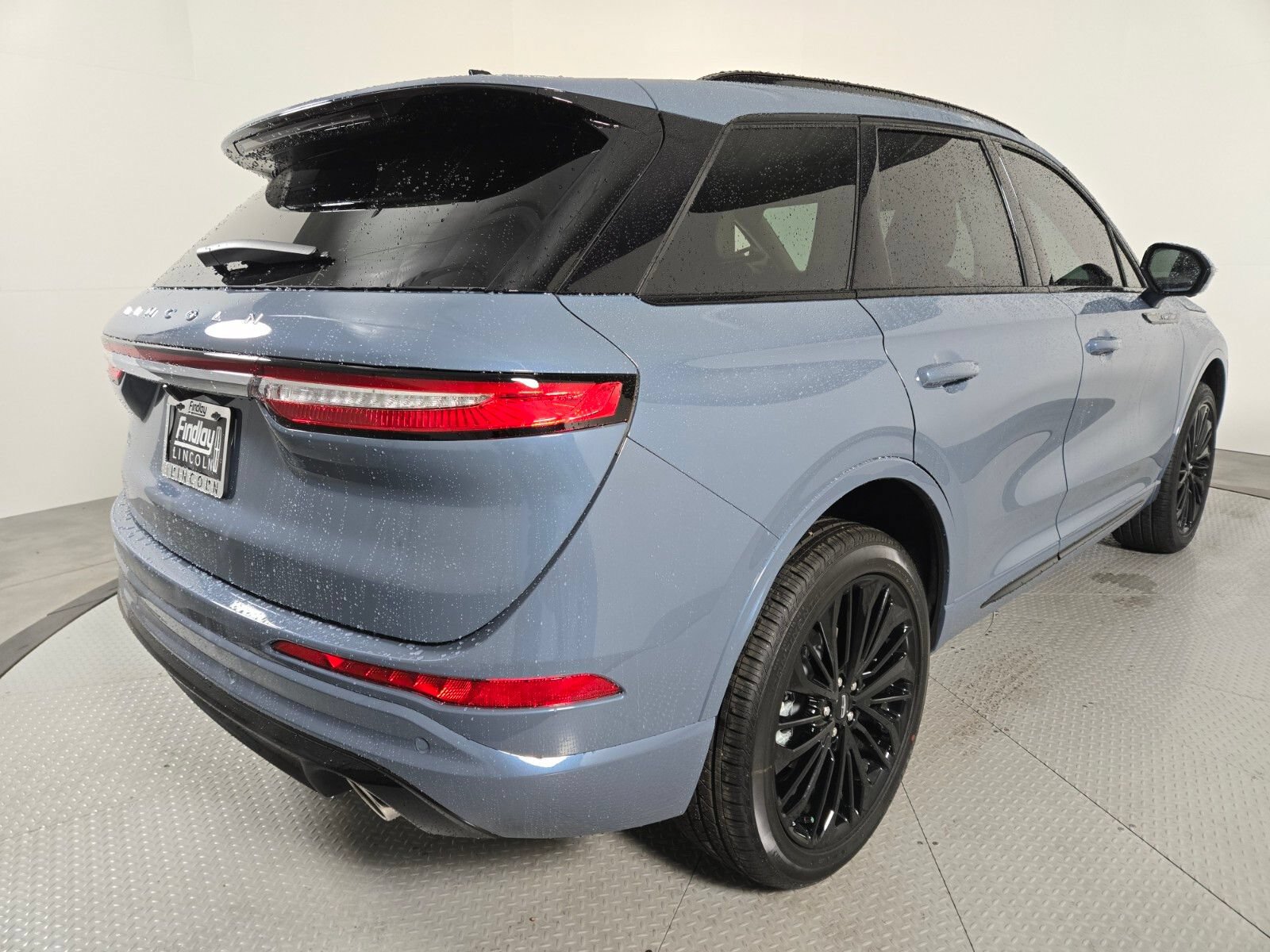 New 2026 Lincoln Corsair Reserve w/ Jet Appearance Package FWD image 4