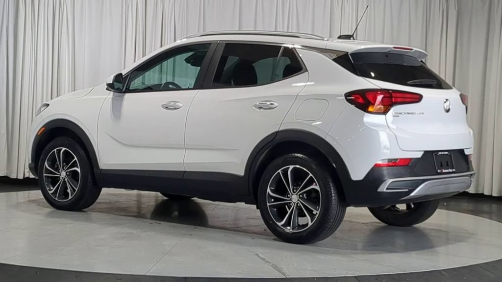 Used 2023 Buick Encore GX Select AWD/4WD image 8
