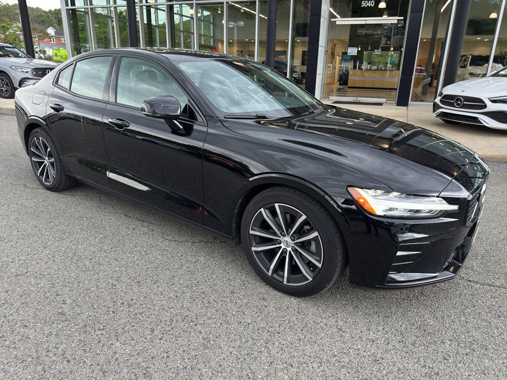 Certified 2022 Volvo S60 B5 Momentum w/ Protection Package Premier