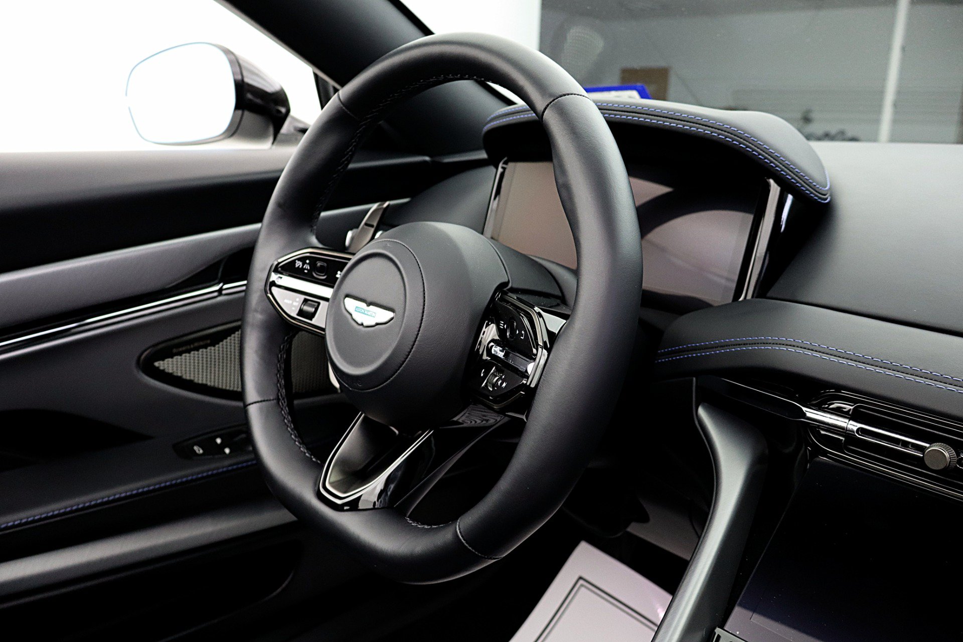 Used 2024 Aston Martin DB12 Convertible RWD image 49