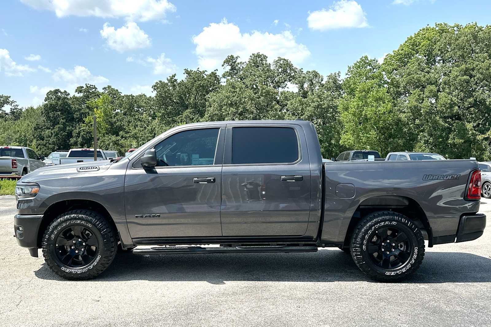 Used 2025 RAM 1500 Warlock AWD/4WD image 12