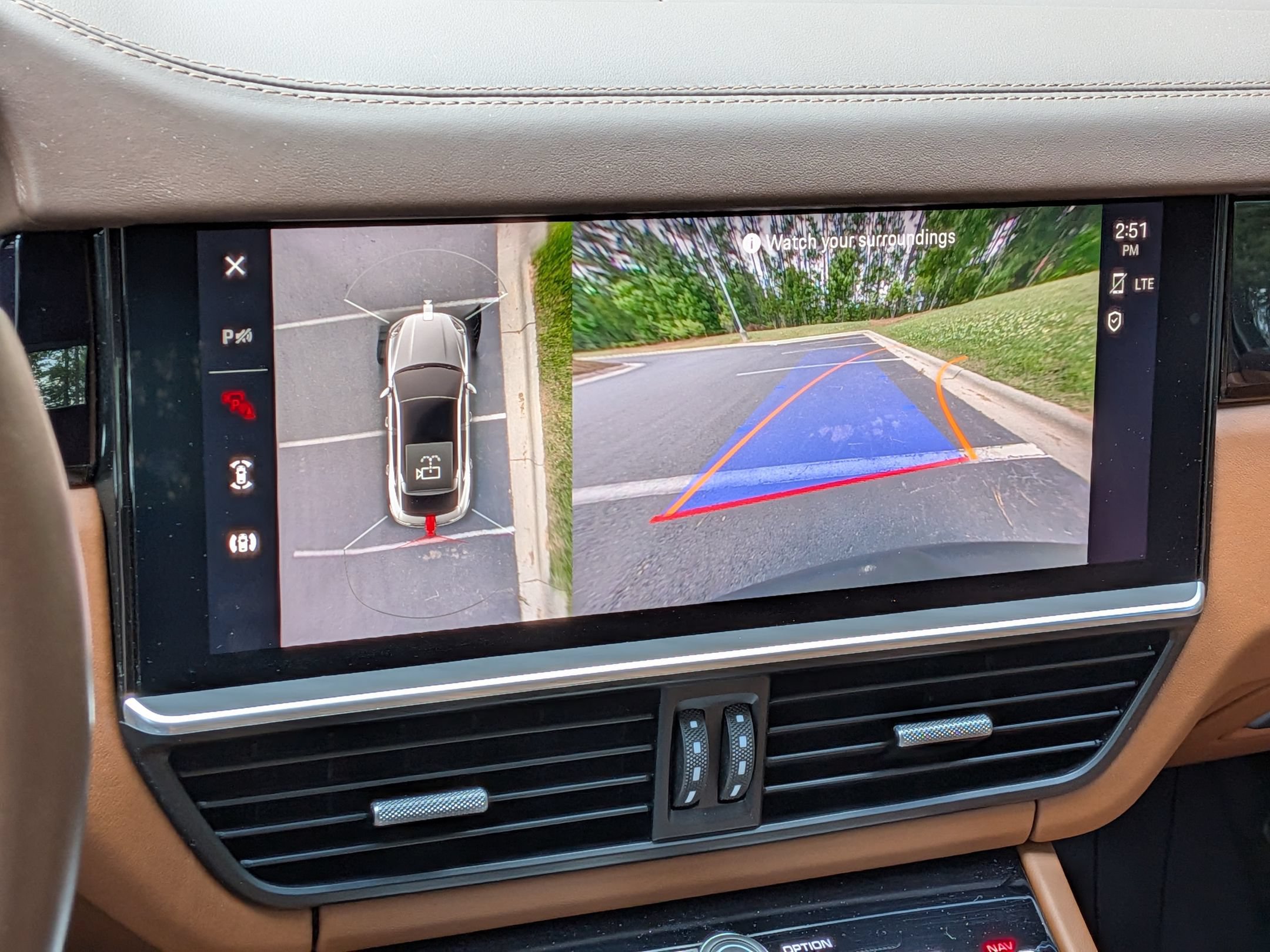 Certified 2023 Porsche Cayenne S Platinum AWD/4WD image 17