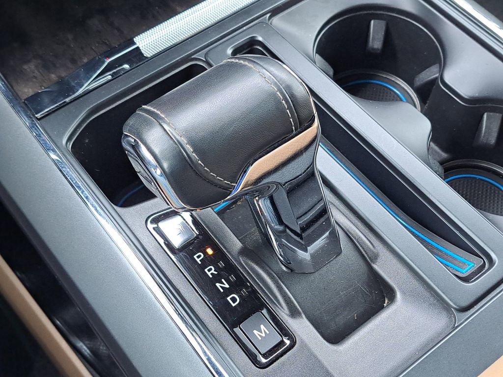 Used 2021 Ford F150 Lariat w/ Tow Technology Package image 28