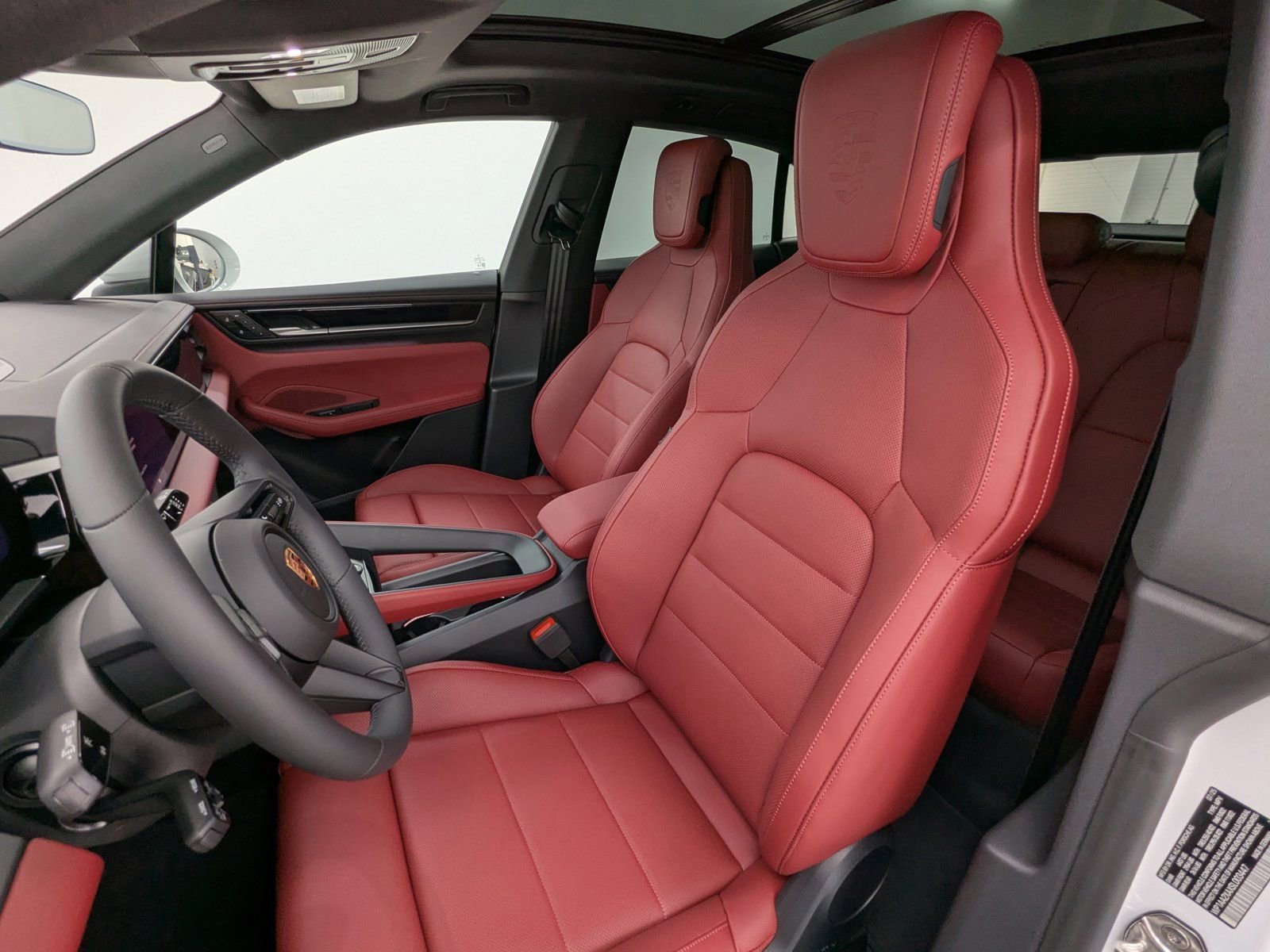 New 2025 Porsche Macan 4 Electric image 5