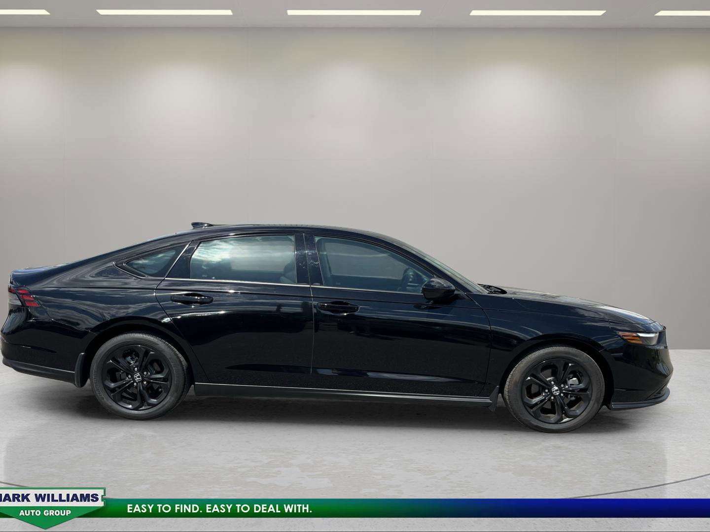 Used 2025 Honda Accord SE image 2