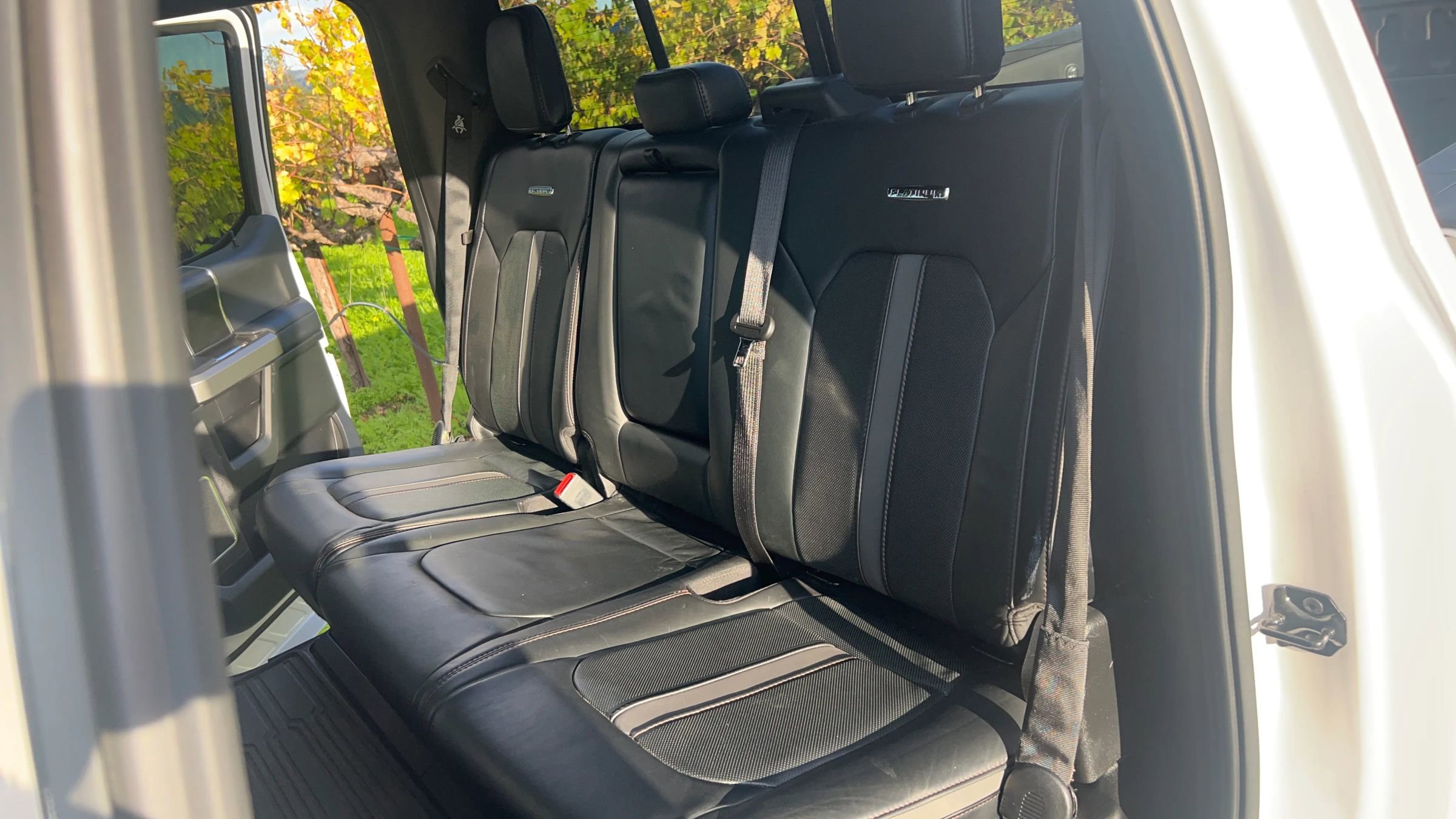 Used 2019 Ford F350 Platinum w/ Platinum Ultimate Package image 15