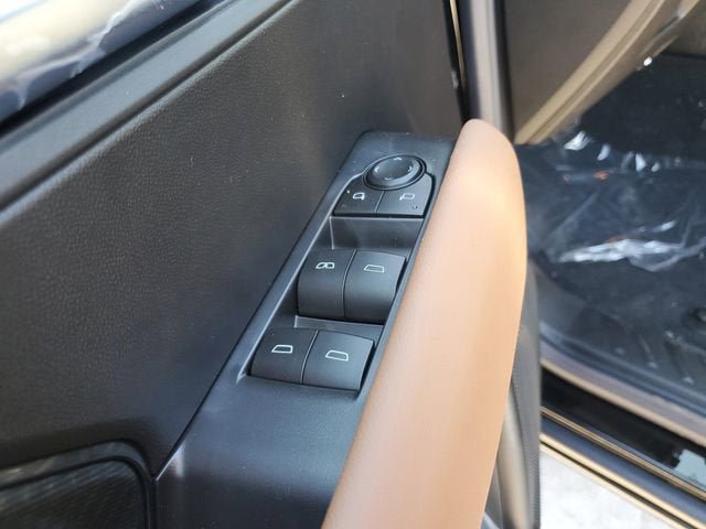 New 2026 GMC Canyon AT4 AWD/4WD image 18