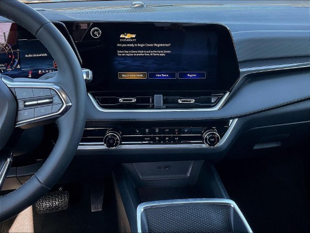 New 2027 Chevrolet Equinox LT w/ Midnight Edition FWD image 6