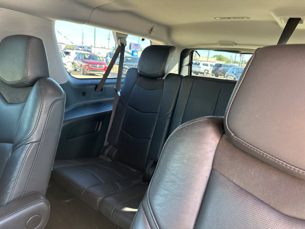 Used 2018 Cadillac Escalade ESV Luxury AWD/4WD image 25