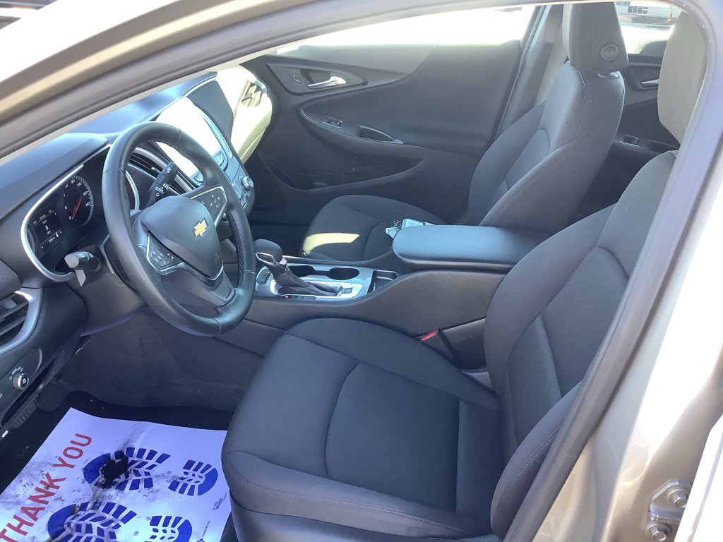 Used 2024 Chevrolet Malibu RS image 11