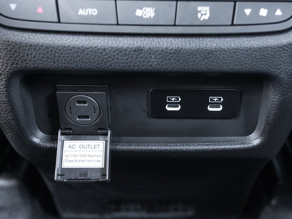 Used 2026 Honda Pilot Black Edition image 45