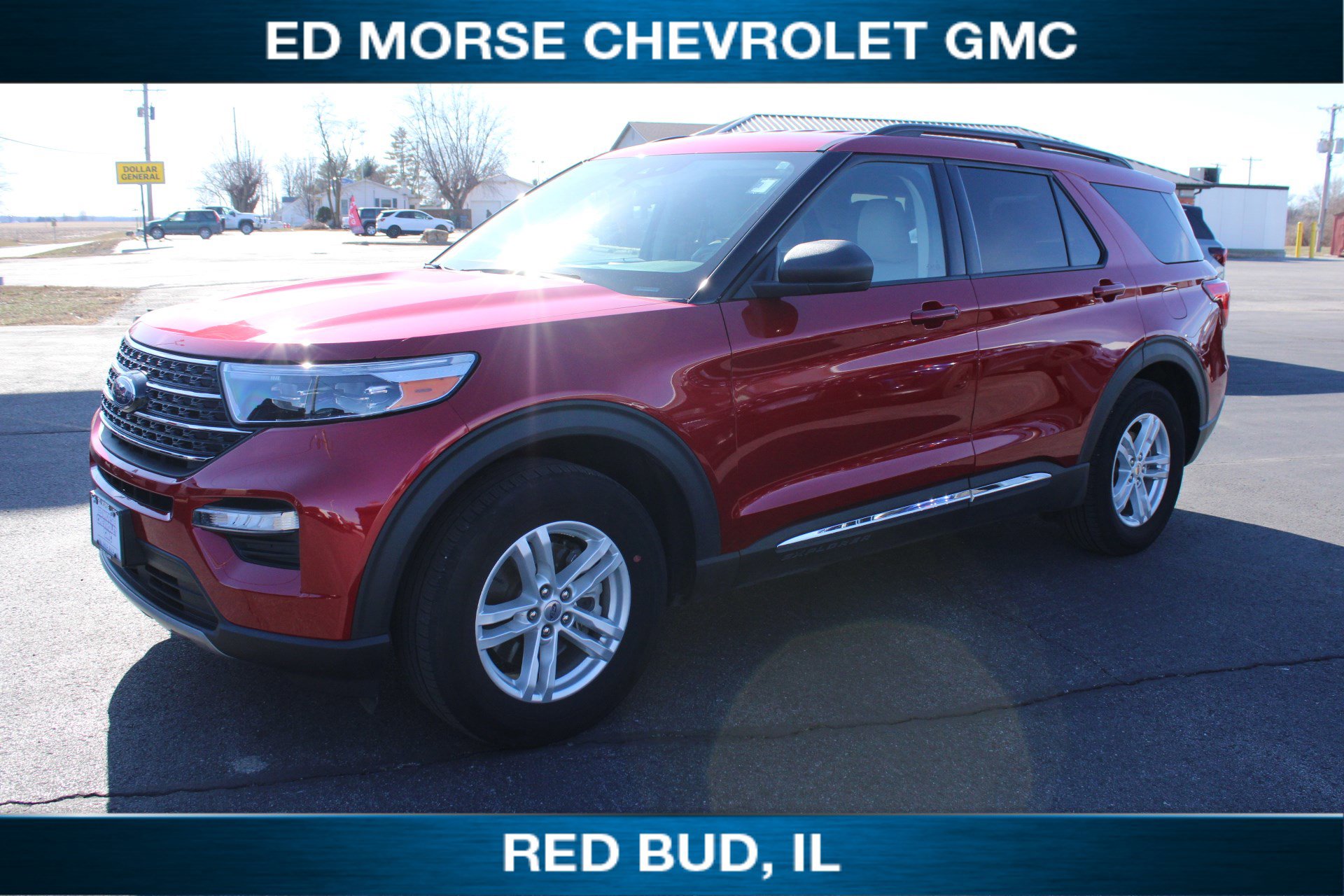 Used 2021 Ford Explorer XLT w/ Equipment Group 202A image 4