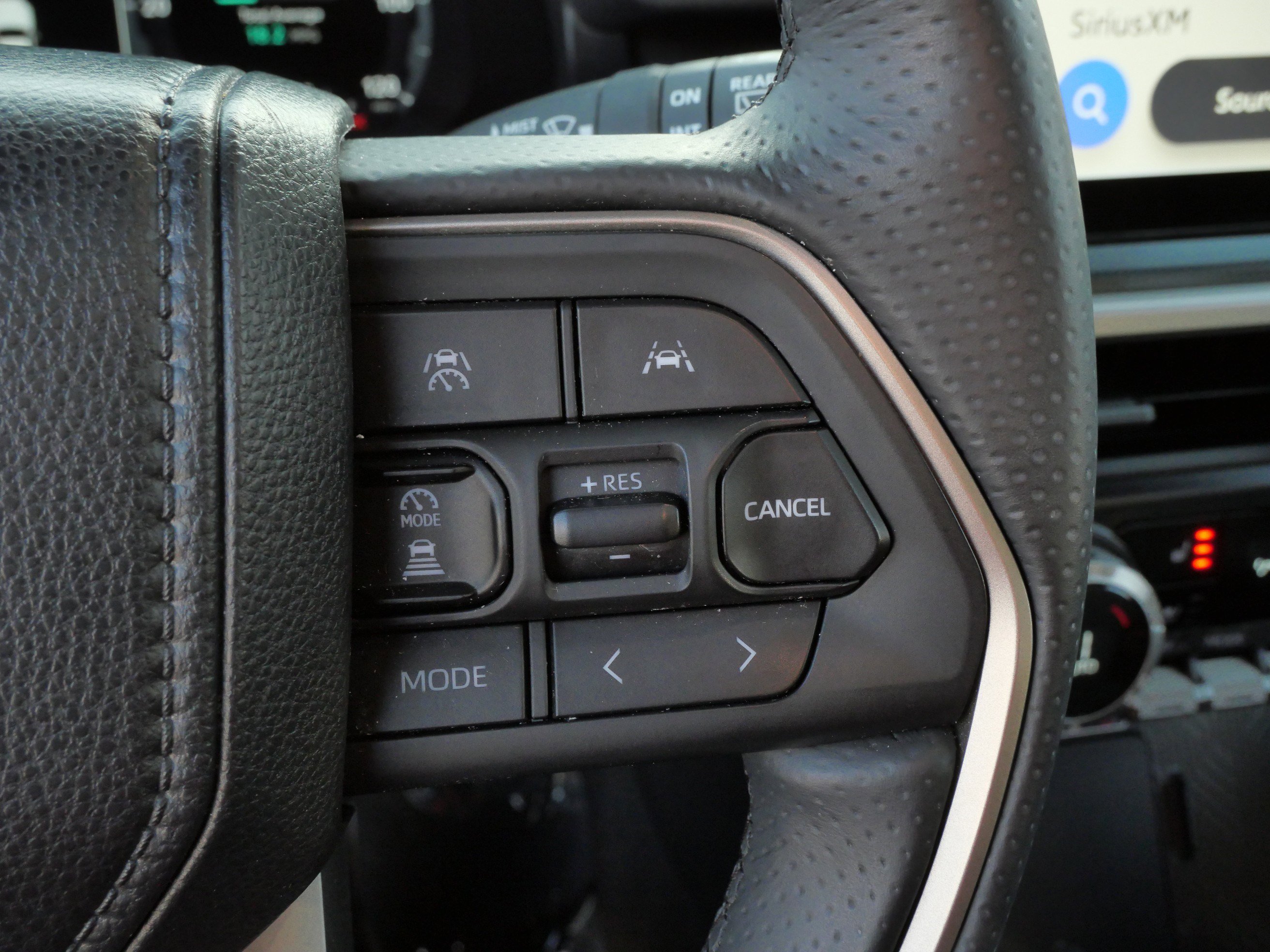 Used 2025 Toyota 4Runner Limited image 29