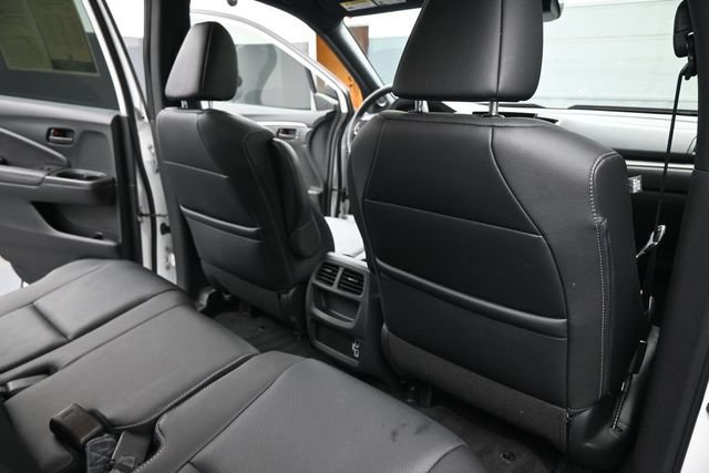 Used 2023 Honda Passport EX-L image 25