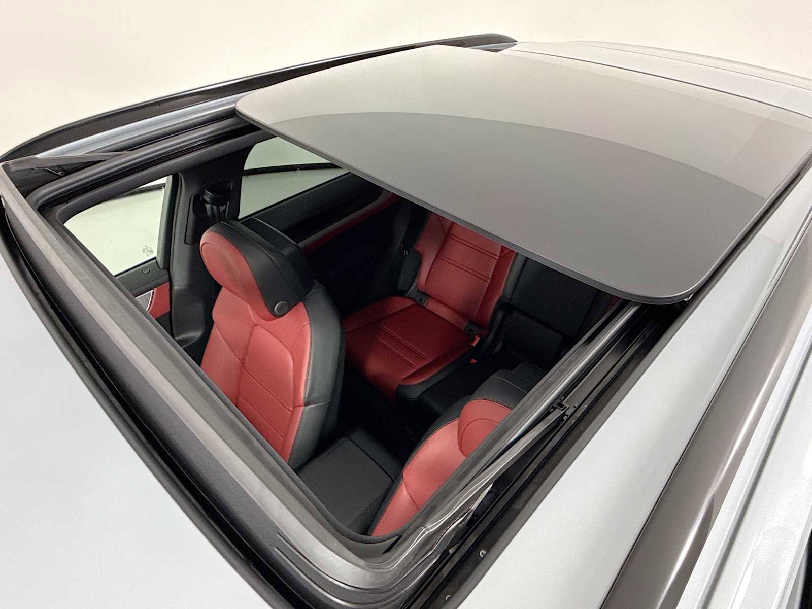 New 2026 Porsche Cayenne S image 22