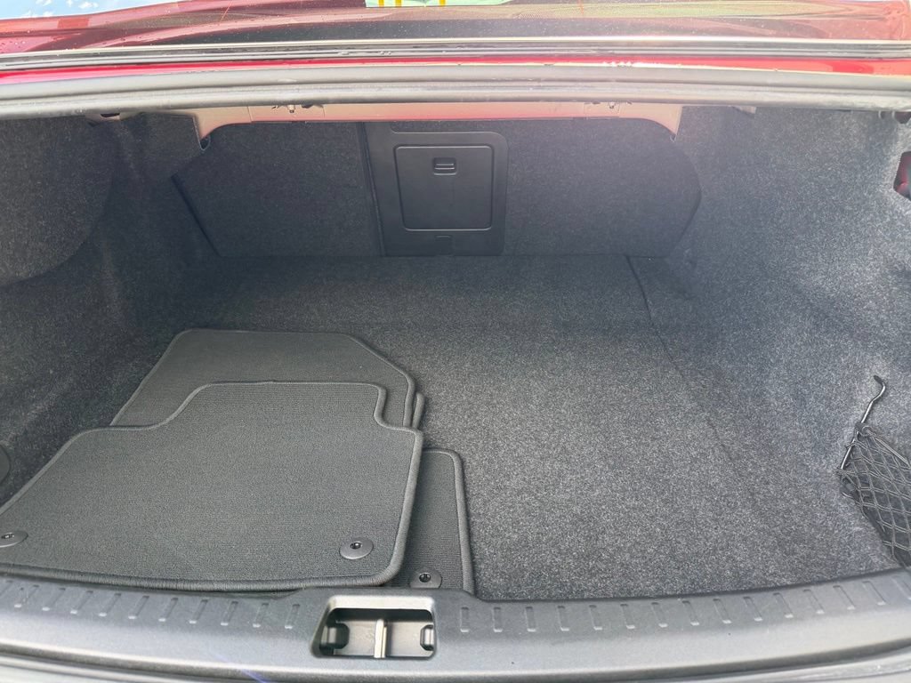 Used 2019 Volvo S60 T5 Momentum FWD image 8