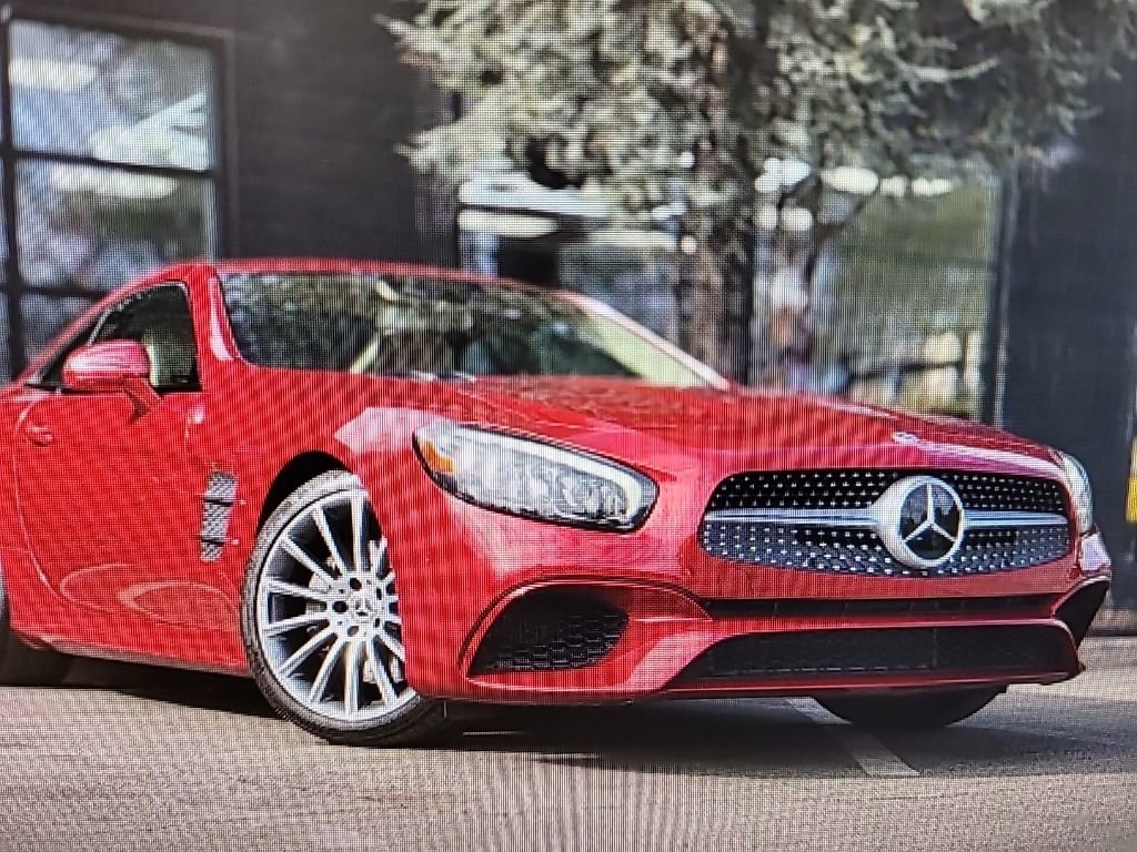 Used 2019 Mercedes-Benz SL 550 image 10