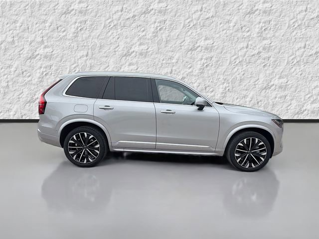 Used 2025 Volvo XC90 B5 Plus image 2