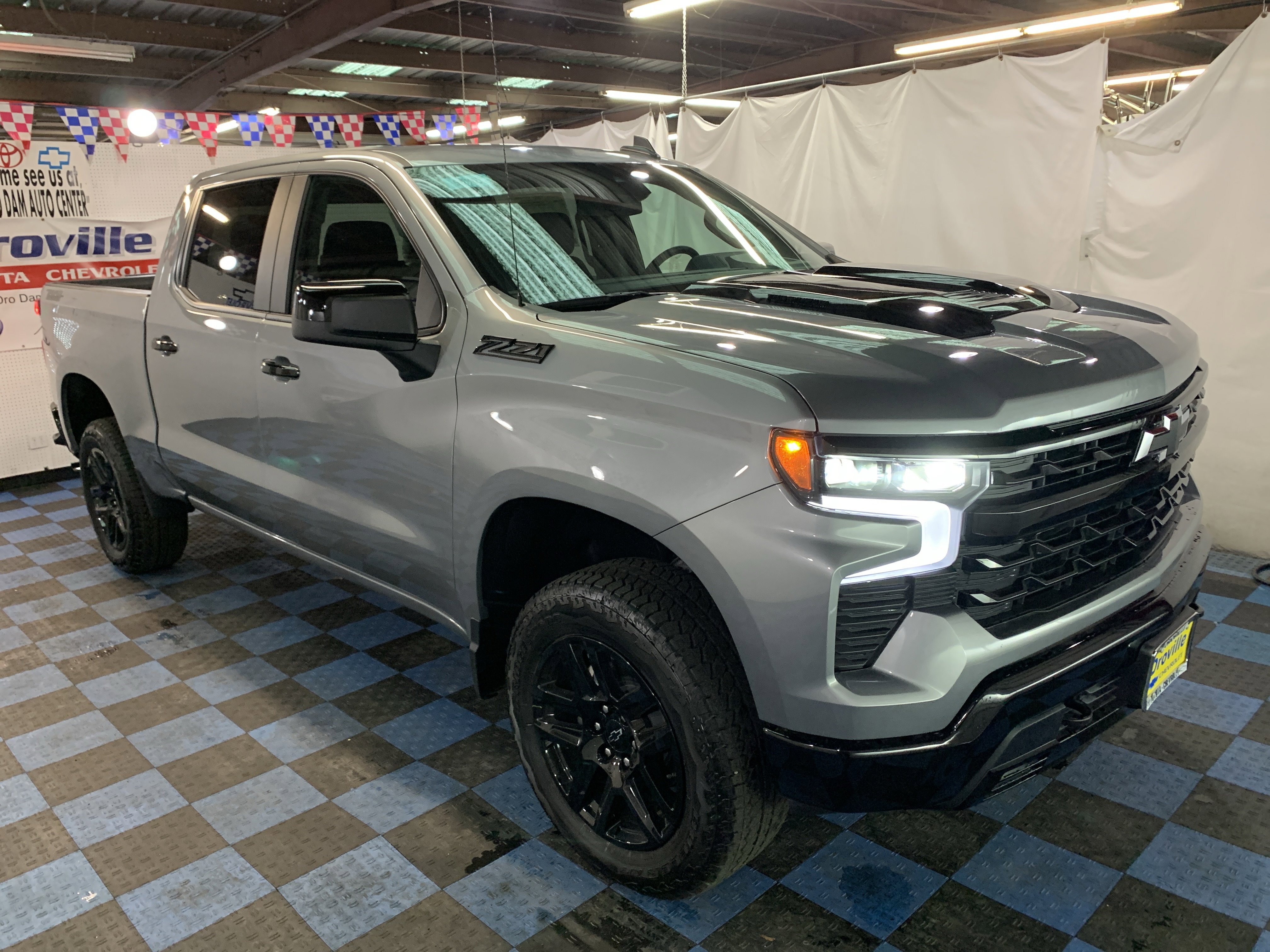 New 2026 Chevrolet Silverado 1500 LT Trail Boss w/ Dark Appearance Package image 6