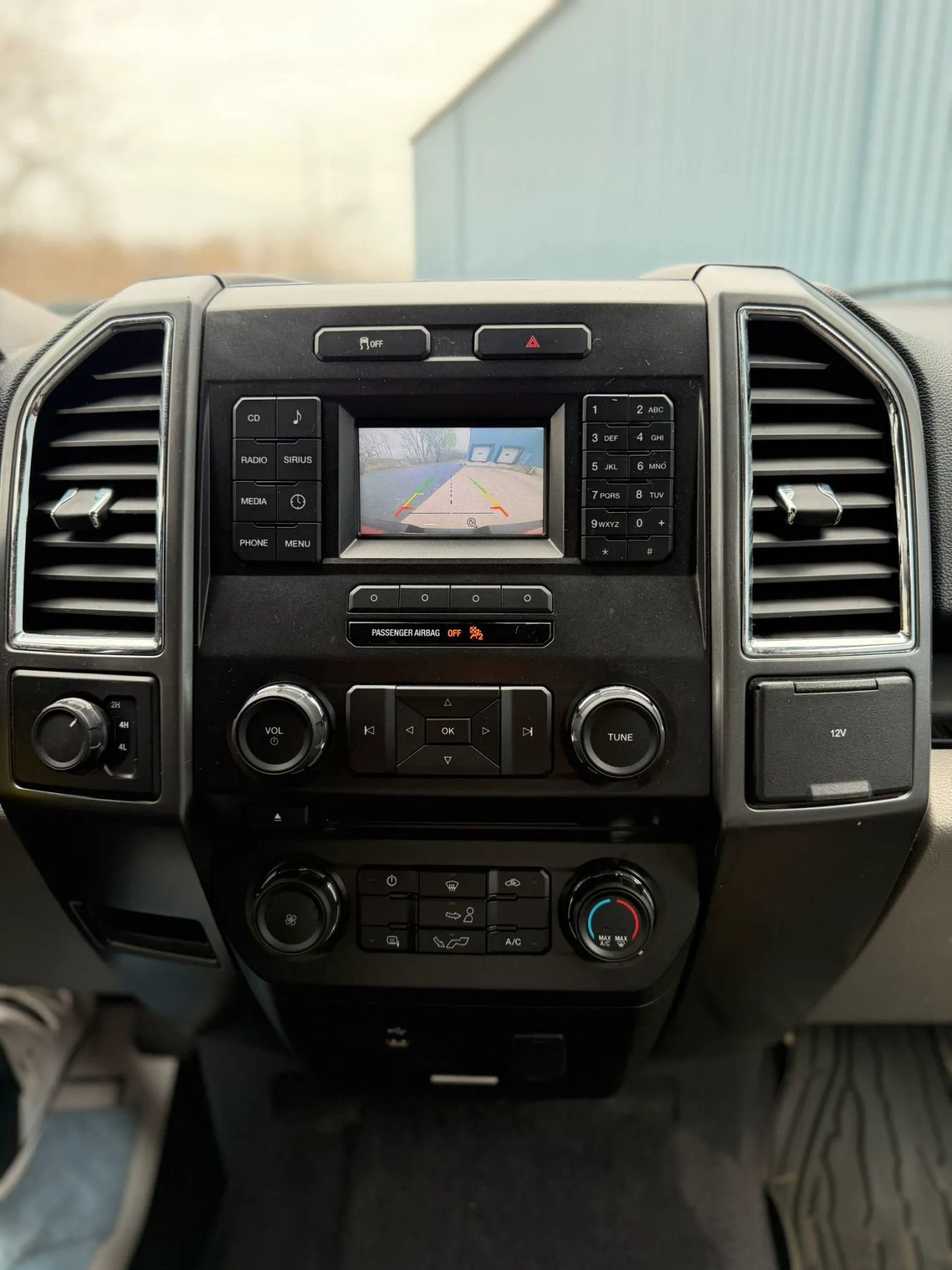 Used 2017 Ford F150 XLT AWD/4WD image 13