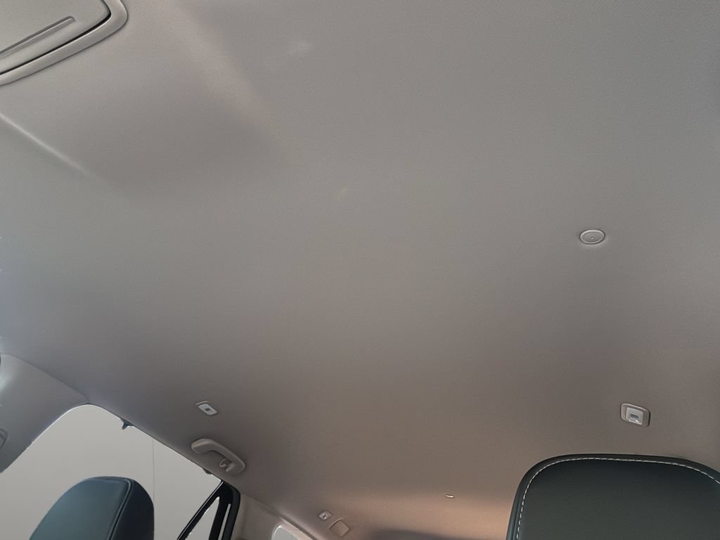 Used 2025 Honda Pilot EX-L image 32