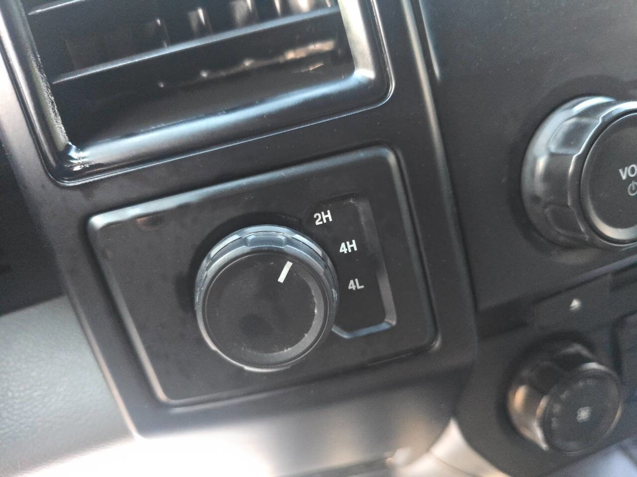 Used 2016 Ford F150 XL w/ Equipment Group 101A Mid image 16