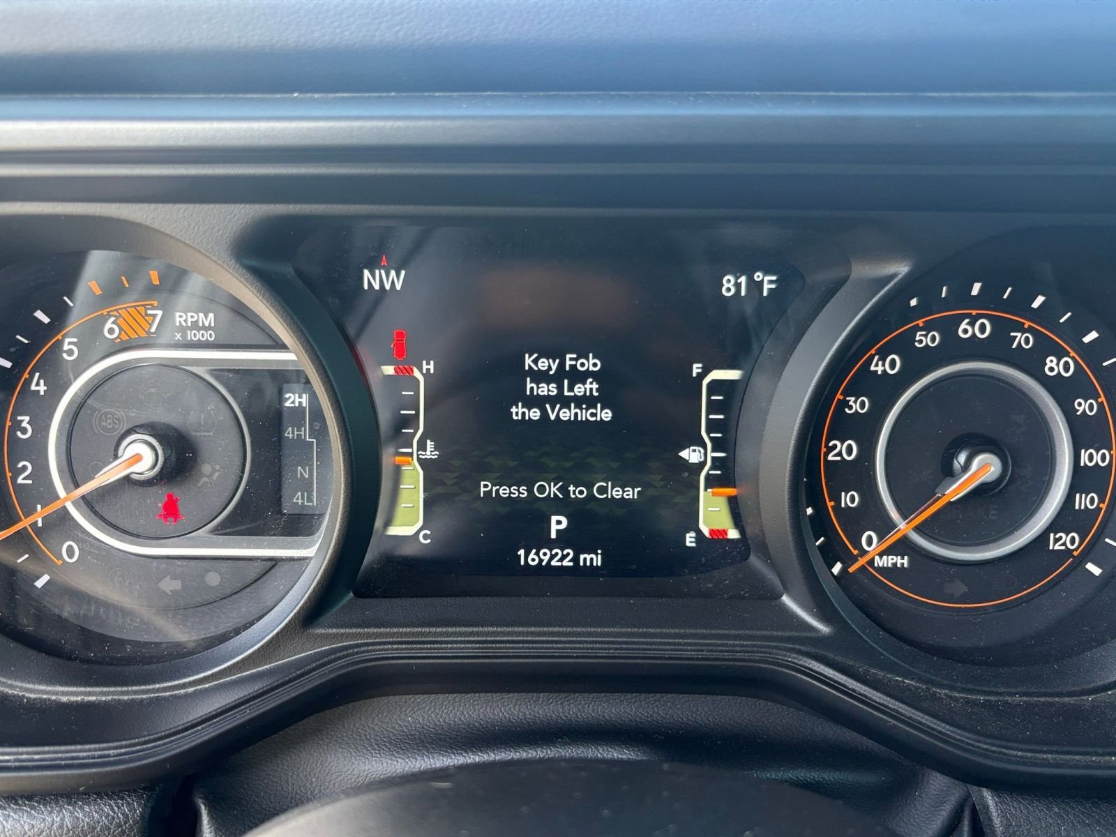 Used 2025 Jeep Wrangler Unlimited Rubicon image 39