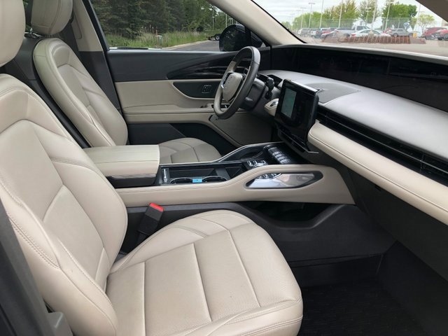 Used 2024 Lincoln Nautilus Premier w/ Equipment Group 102A image 21