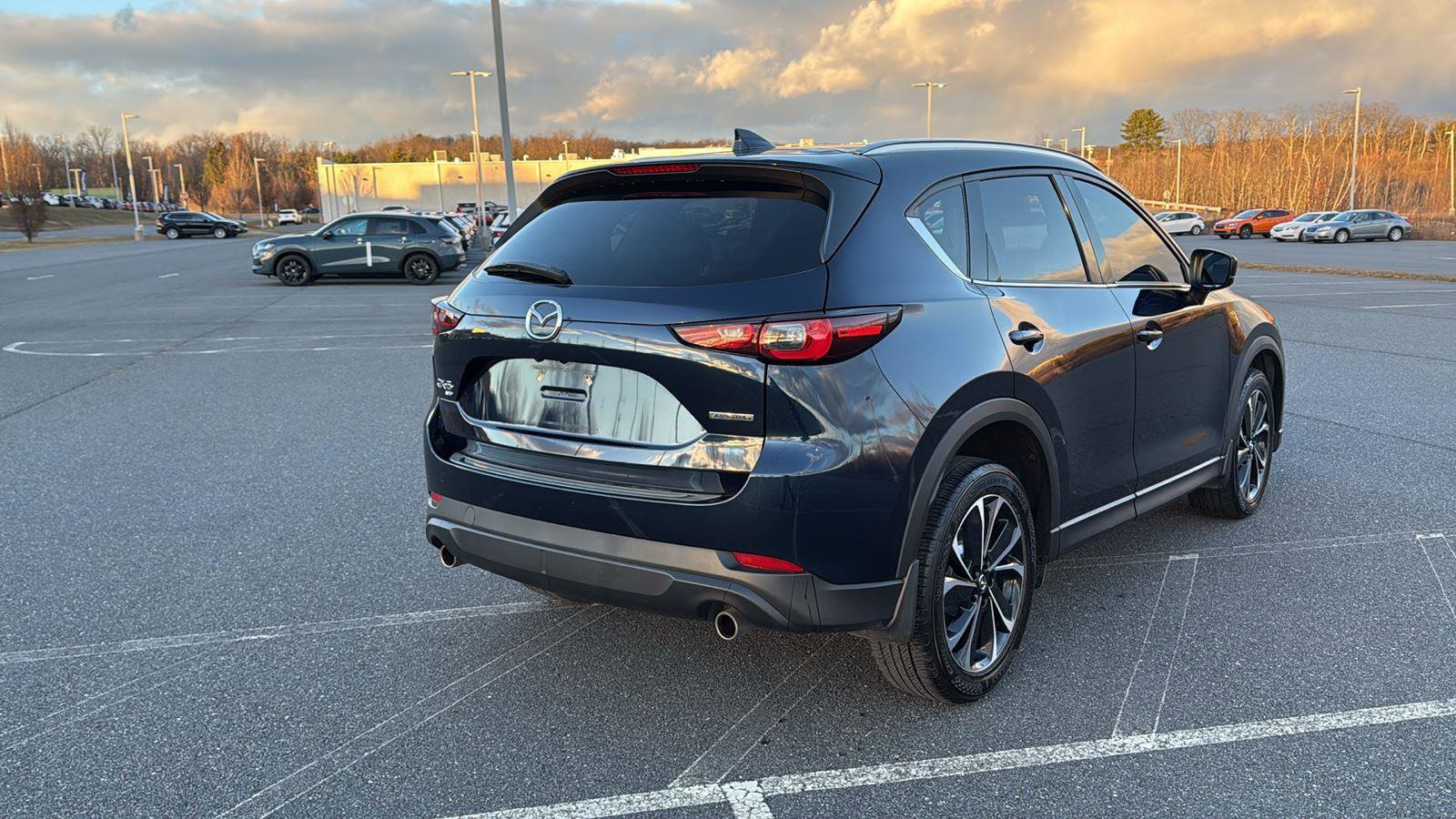 Used 2023 MAZDA CX-5 AWD 2.5 S w/ Premium Plus Pkg image 7