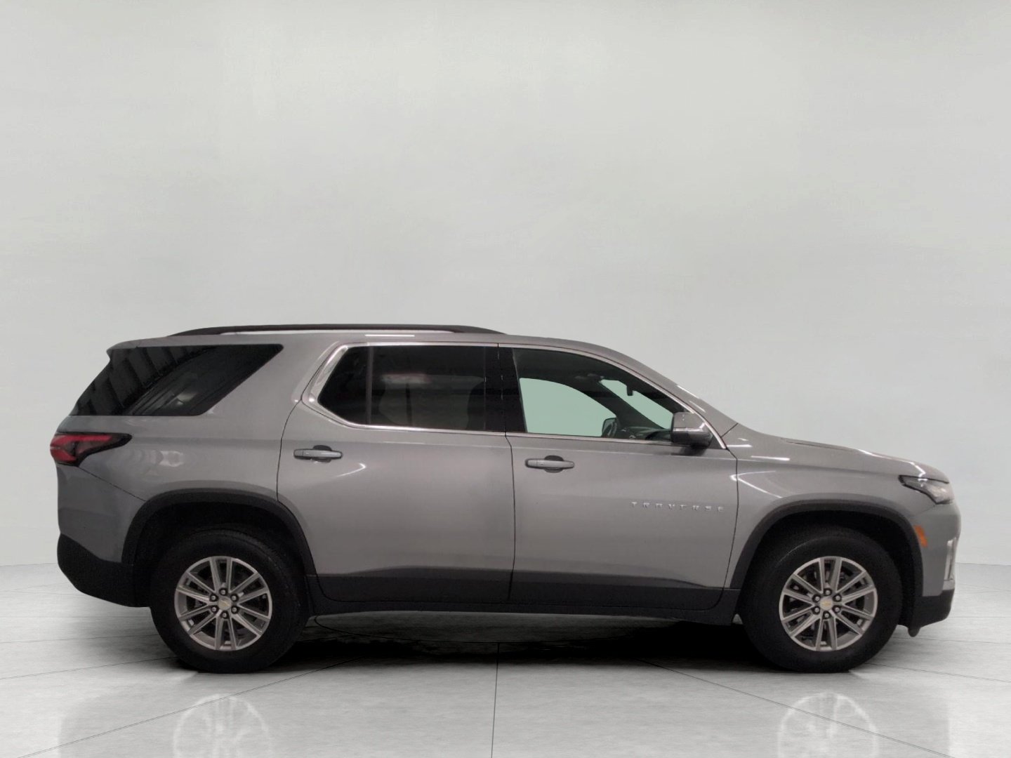 Used 2023 Chevrolet Traverse LT AWD/4WD image 12