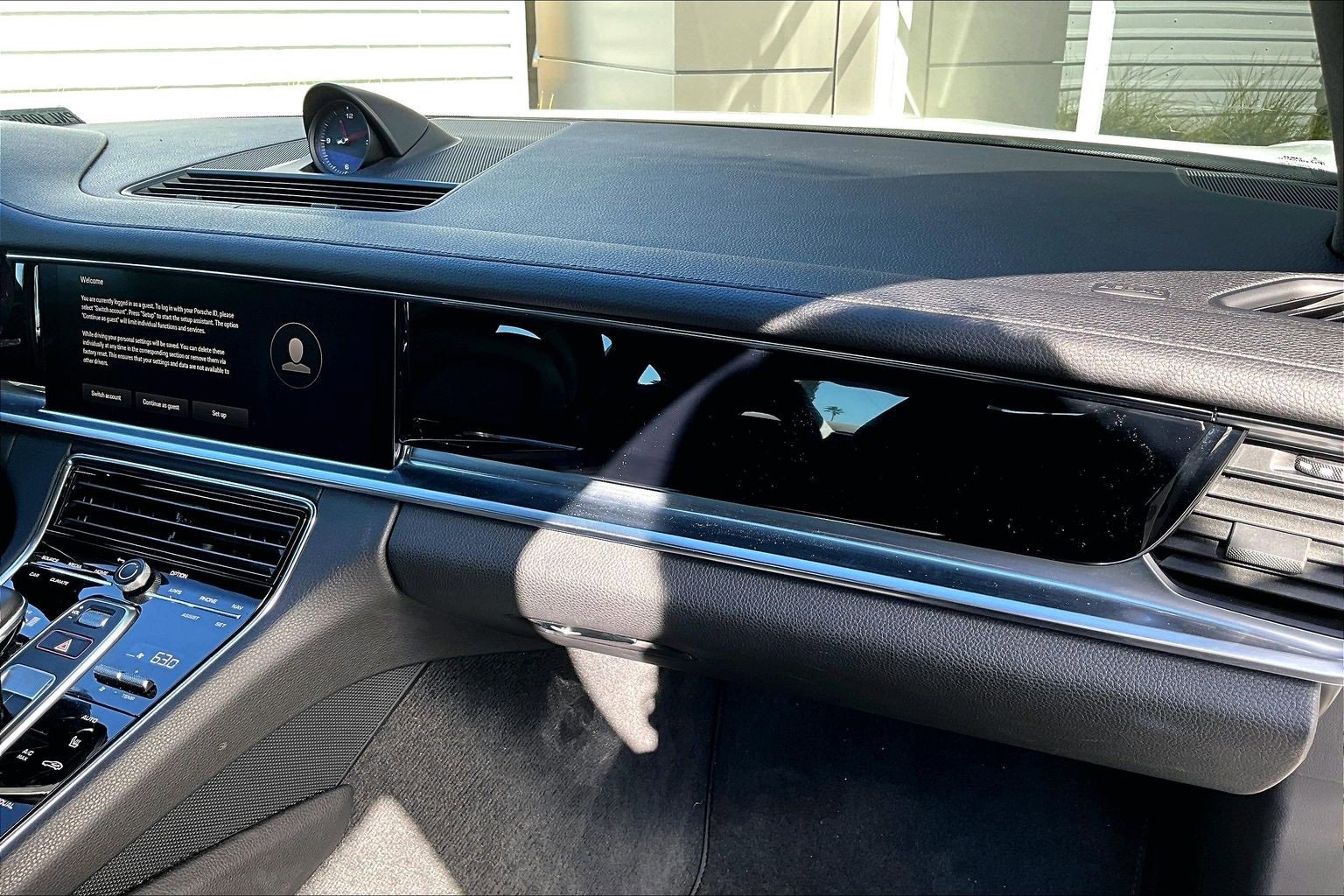 Used 2022 Porsche Panamera image 16