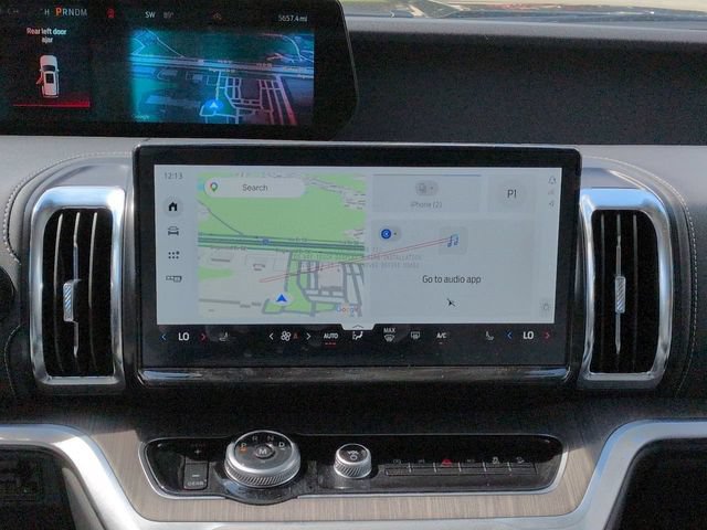 New 2026 Ford Expedition Max Platinum w/ Platinum Ultimate Package AWD/4WD image 18