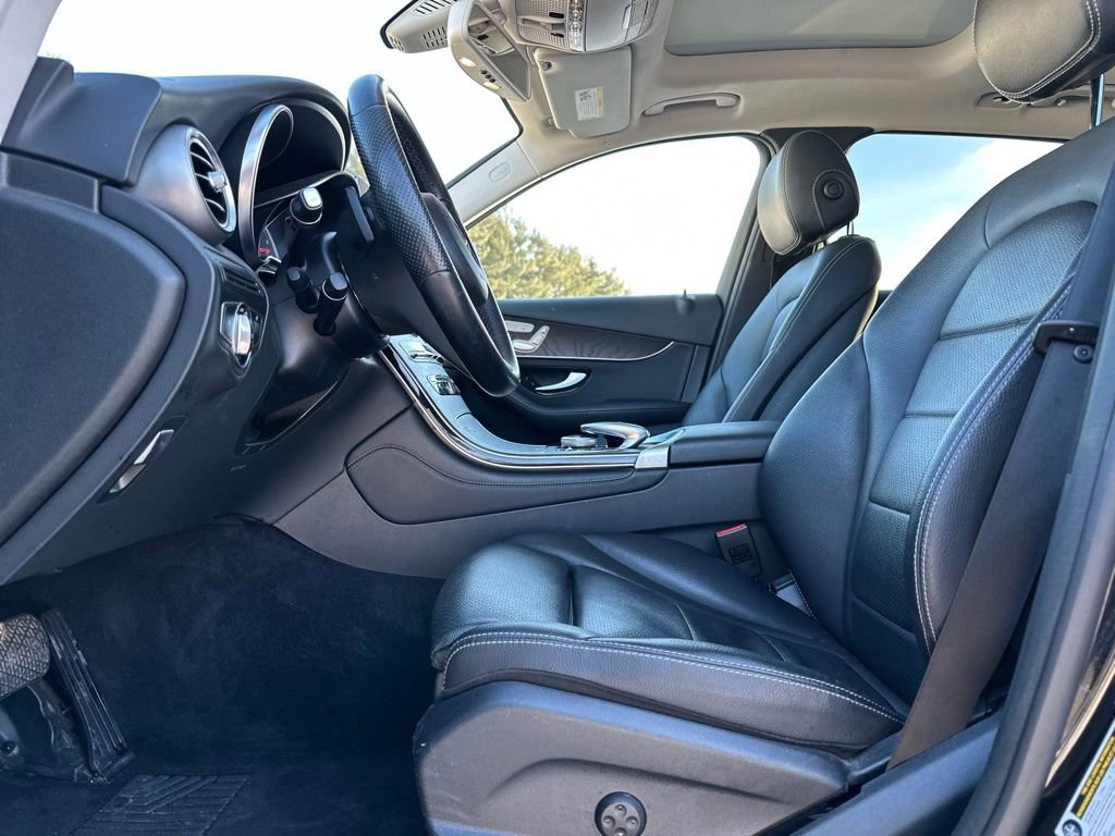 Used 2016 Mercedes-Benz GLC 300 4MATIC image 15