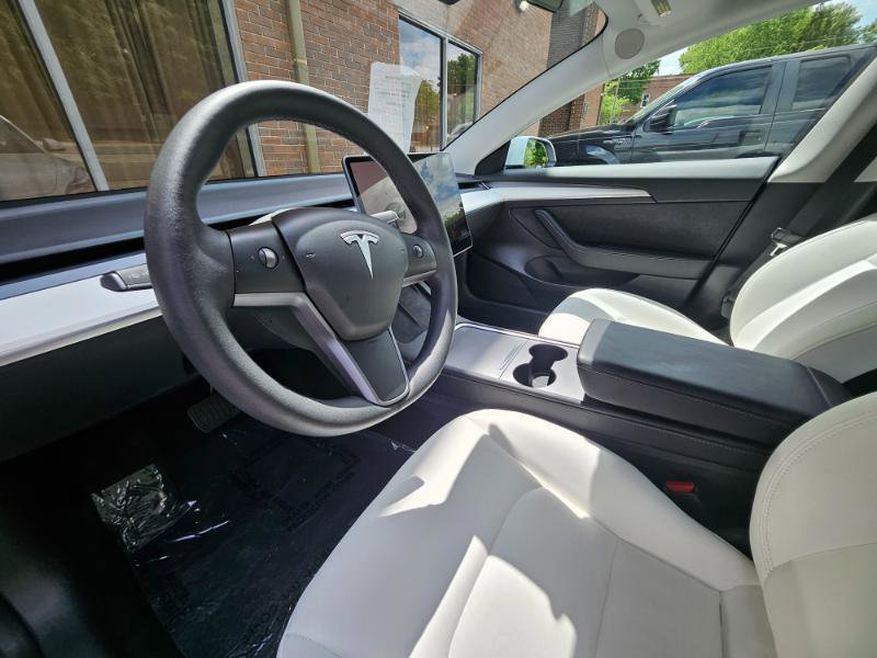 Used 2023 Tesla Model 3 Standard Range RWD image 35