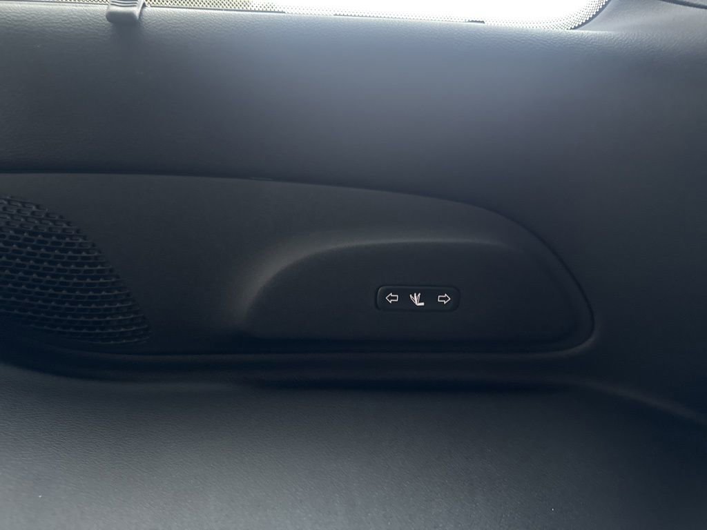 New 2026 Chrysler Pacifica Pinnacle image 47
