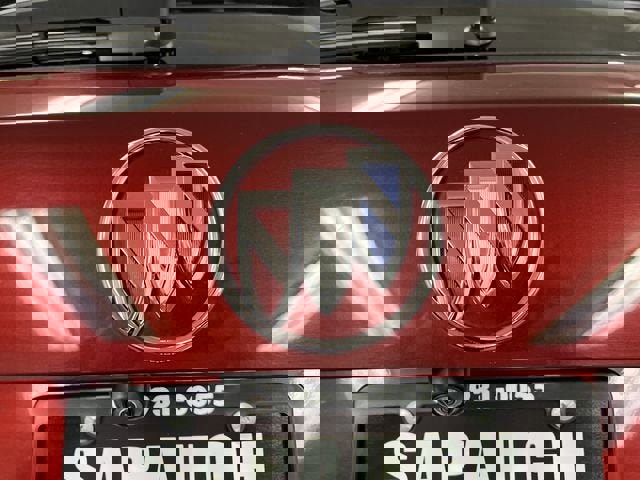 Certified 2022 Buick Envision Avenir w/ Technology Package II image 32