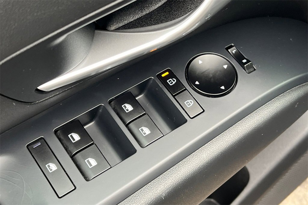 Used 2025 Hyundai Tucson SEL image 14