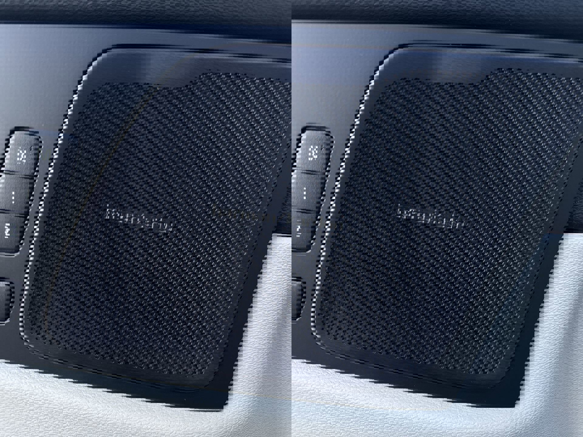 New 2026 Volvo XC60 T8 Ultra w/ Protection Package Premier image 25