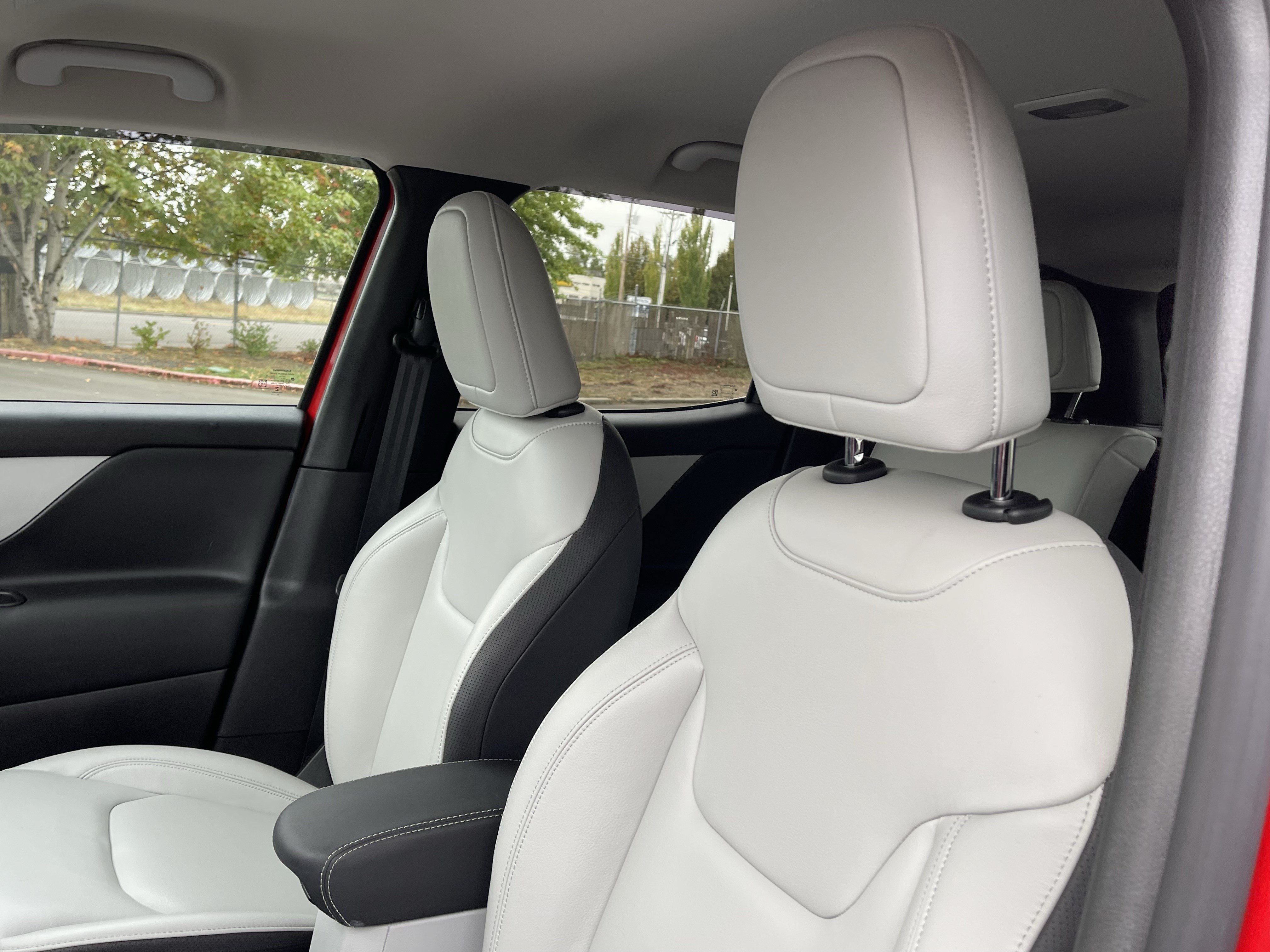 Used 2021 Jeep Renegade Limited AWD/4WD image 20
