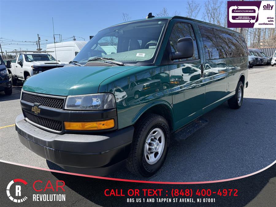 Used 2019 Chevrolet Express 3500 LS RWD image 3
