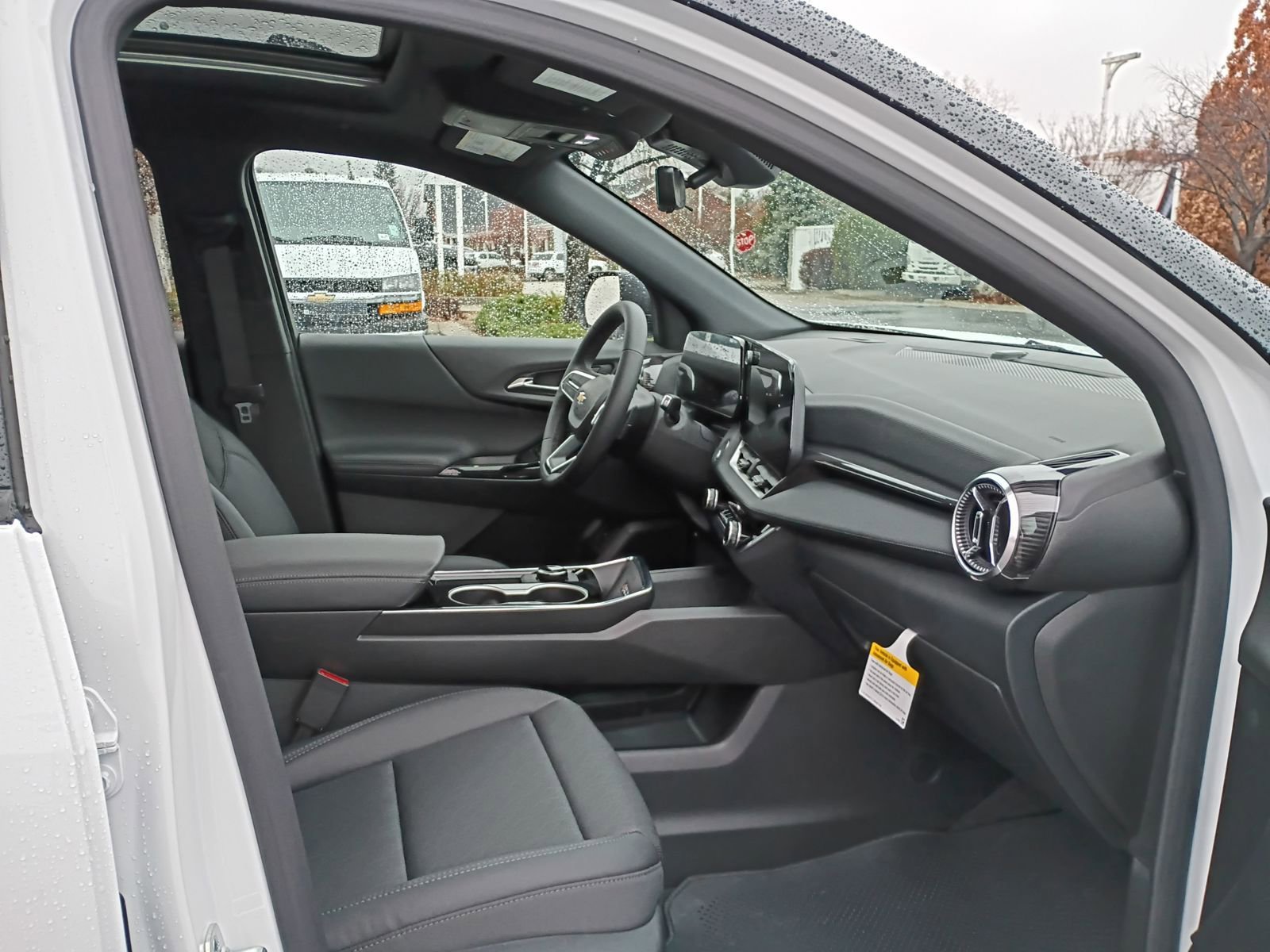 New 2026 Chevrolet Equinox LT w/ Convenience Package II image 19