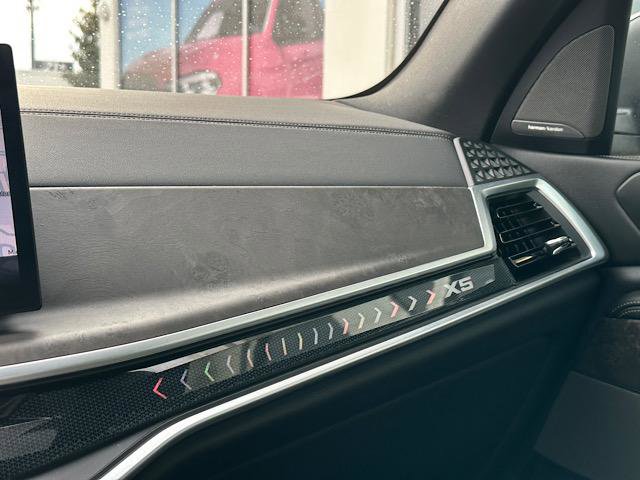 Certified 2024 BMW X5 xDrive40i w/ Premium Package image 30