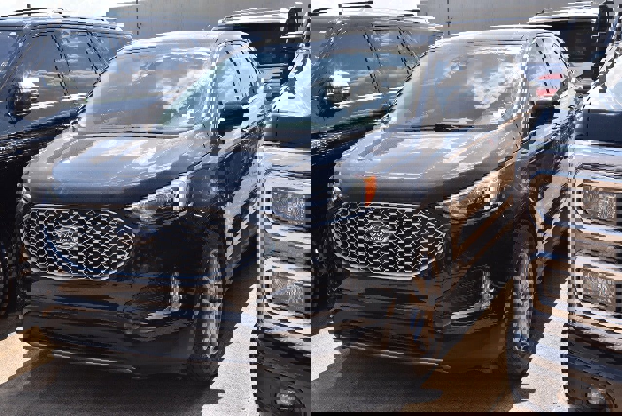 Used 2024 Ford Edge SEL w/ Convenience Package